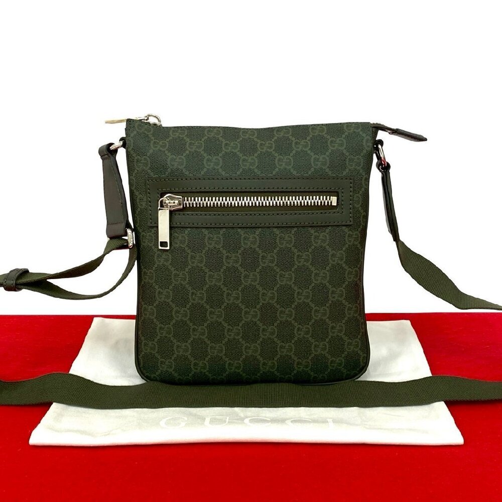 GUCCI GG messenger leather shoulder sacoche green